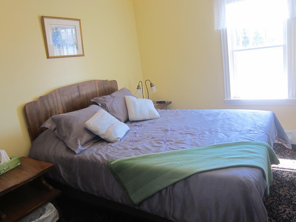 Salmon River Country Inn Head of Jeddore Номер фото