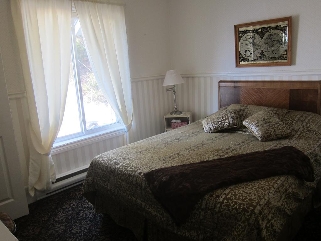 Salmon River Country Inn Head of Jeddore Екстер'єр фото