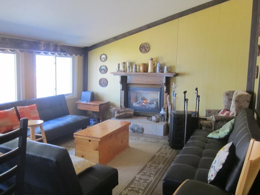 Salmon River Country Inn Head of Jeddore Екстер'єр фото